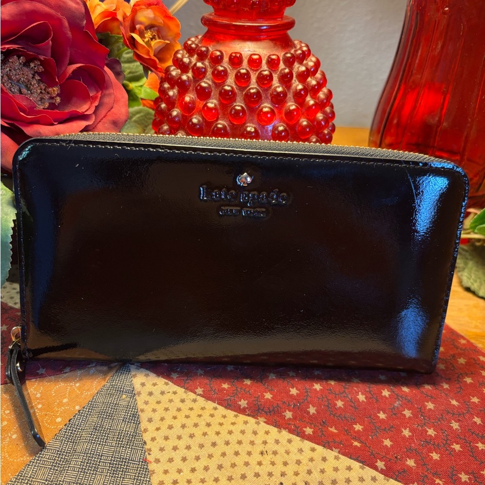 Kate Spade Black Patent Leather Zip Around Wallet